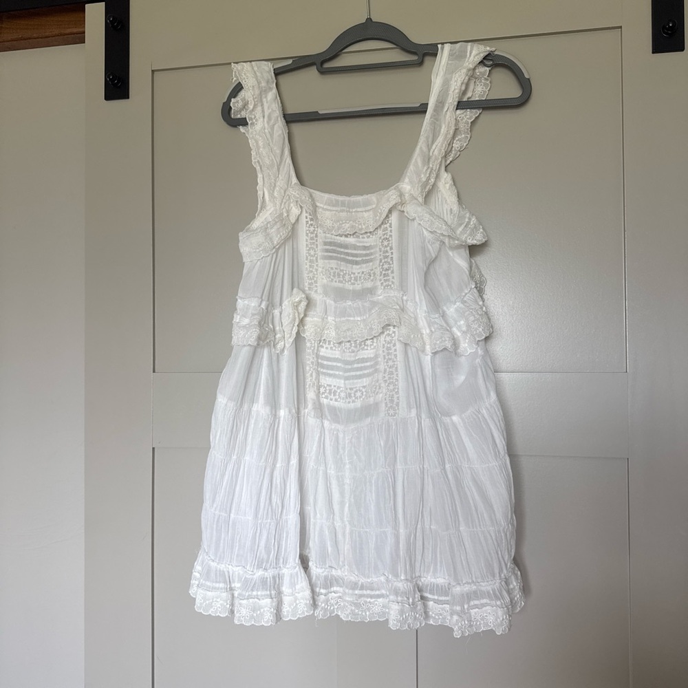 Lace dress